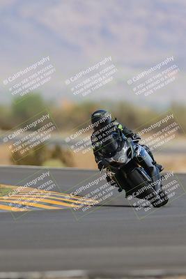 media/Sep-11-2022-SoCal Trackdays (Sun) [[81b7e951af]]/Turn 14 (1130am)/